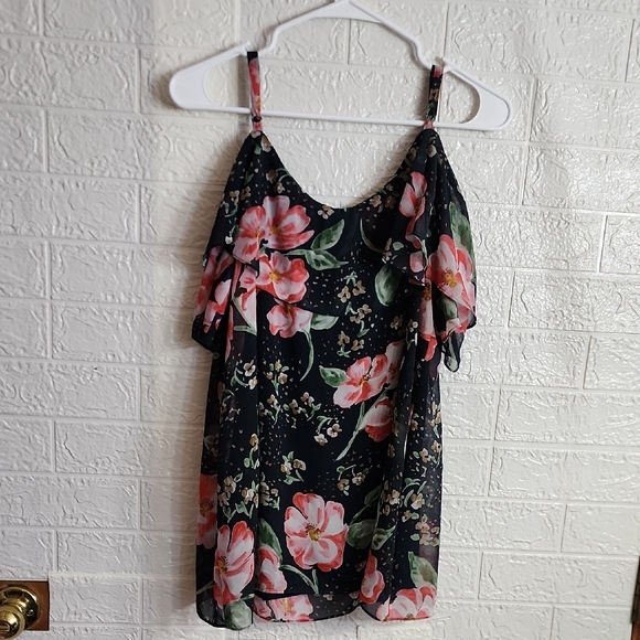 CAbi Floral Blouse - Black and Pink - Picture 6 of 6
